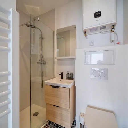 Le Saint-jo Apartment